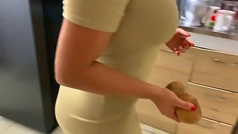 Stepbrother And Stepsister Have Steamy Sex In The Kitchen